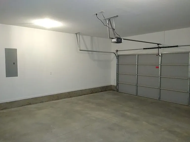 12550 Rocky Slope Ln — Photo 26