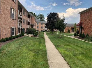 1008 Manor Ln APT B, Columbus, OH 43221