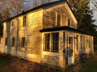 1210 Decorah Rd, West Bend, WI 53095