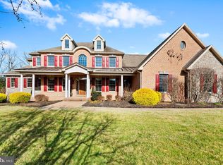 4 Woodstock Ct, Mechanicsburg, PA 17050