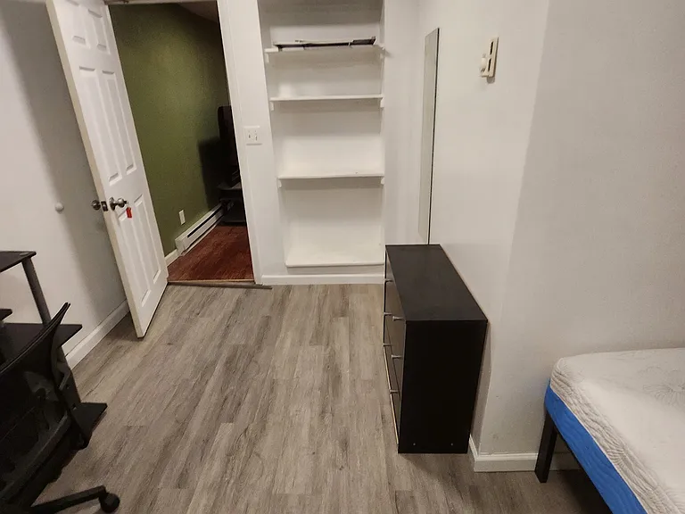 61 Walnut St #2 — Photo 13