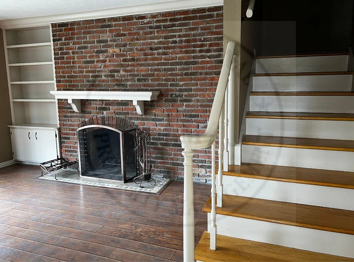 1905 S Ventura Ave — Photo 3