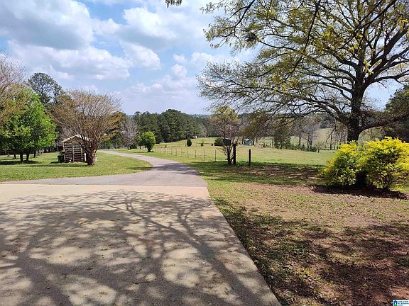 3rd image of 75 Mary Lee Ln