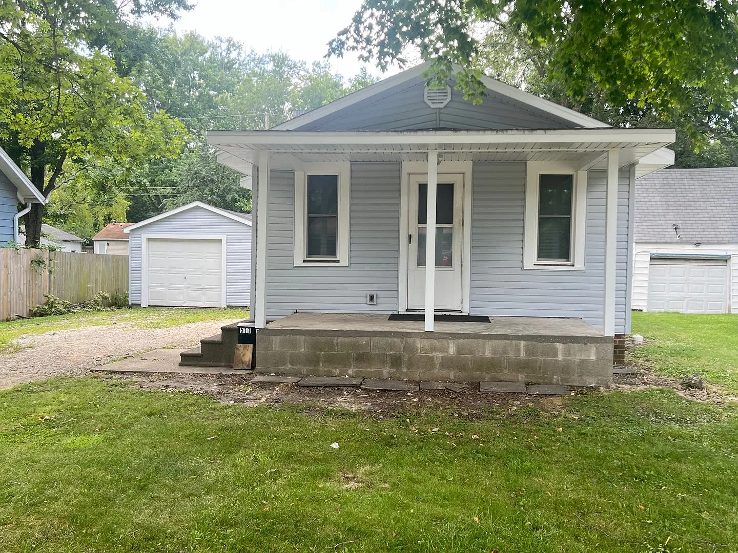 1 Bed 1 Bath home - Available Fall 2026 — Photo 2
