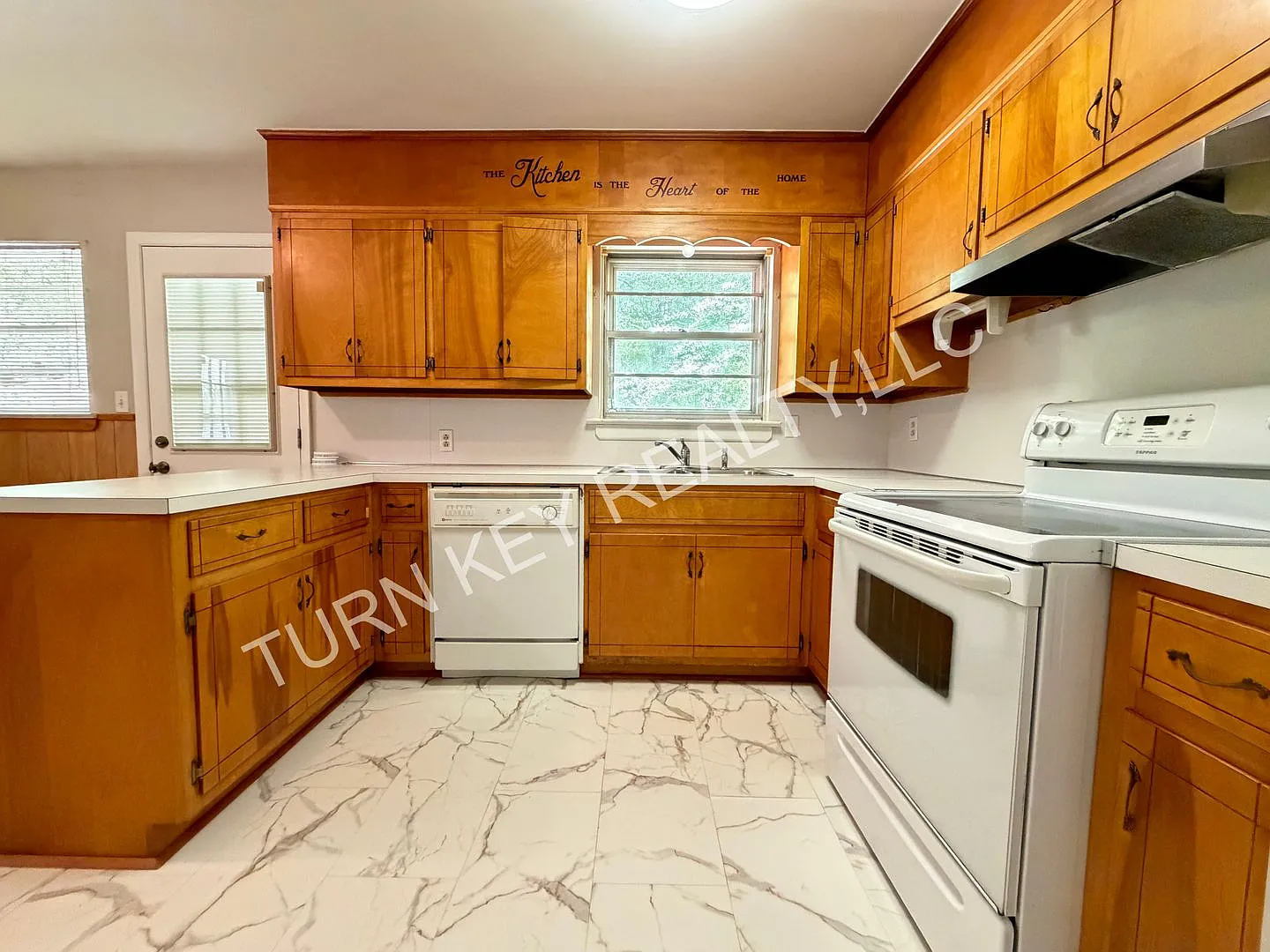 House for rent in Gardendale — Photo 2