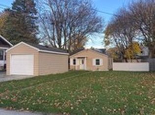 115 Grant St, Barrington, IL
