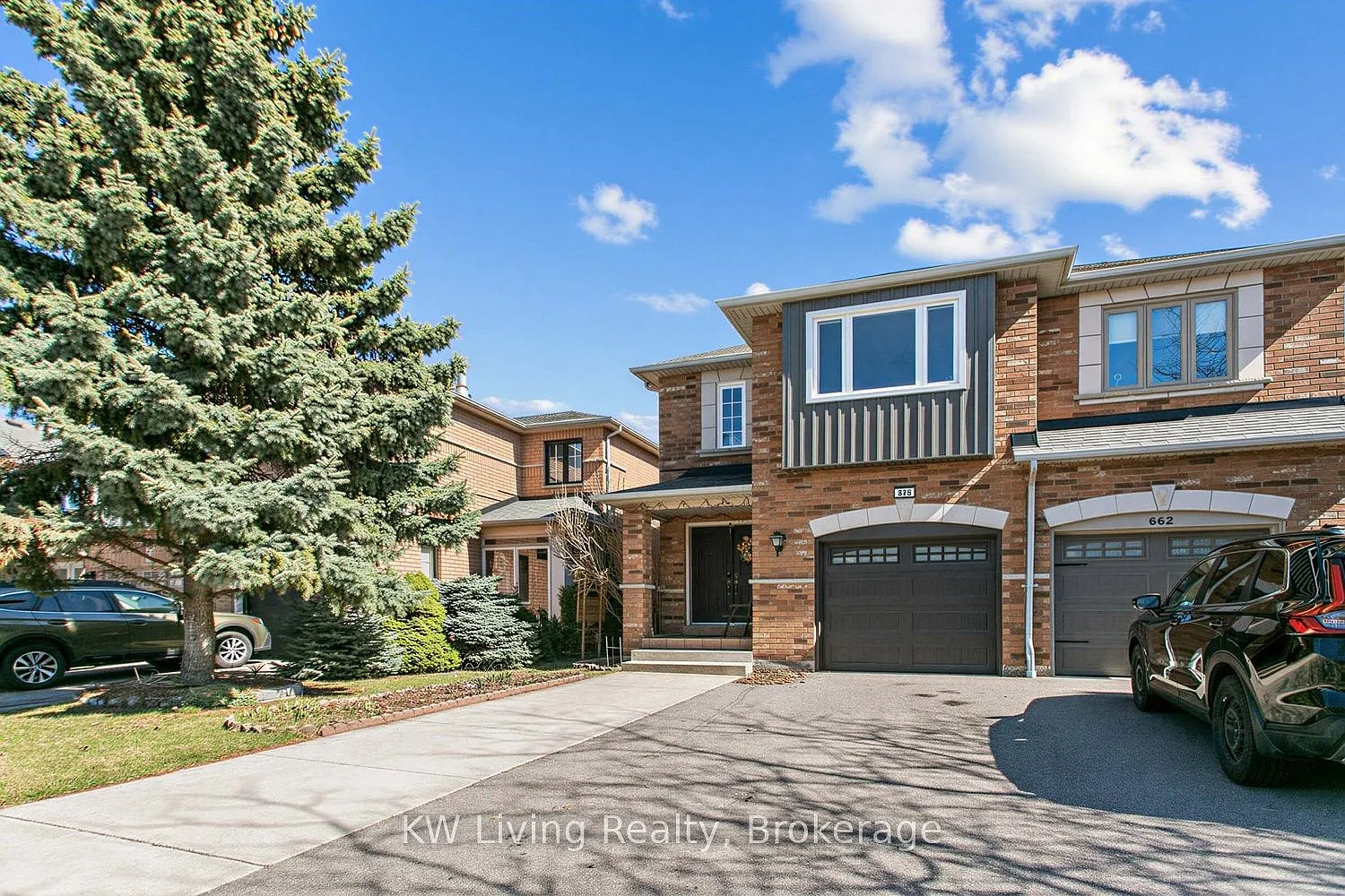 660 Mirage Pl photo 1