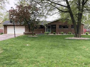 120 Gardendale Rd, Terre Haute, IN 47803