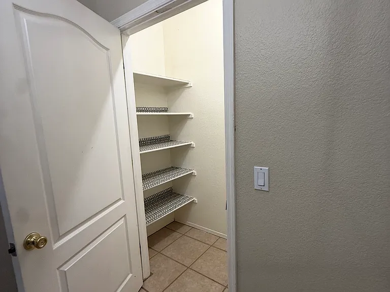 1411 E Orangewood Ave #116 — Photo 14
