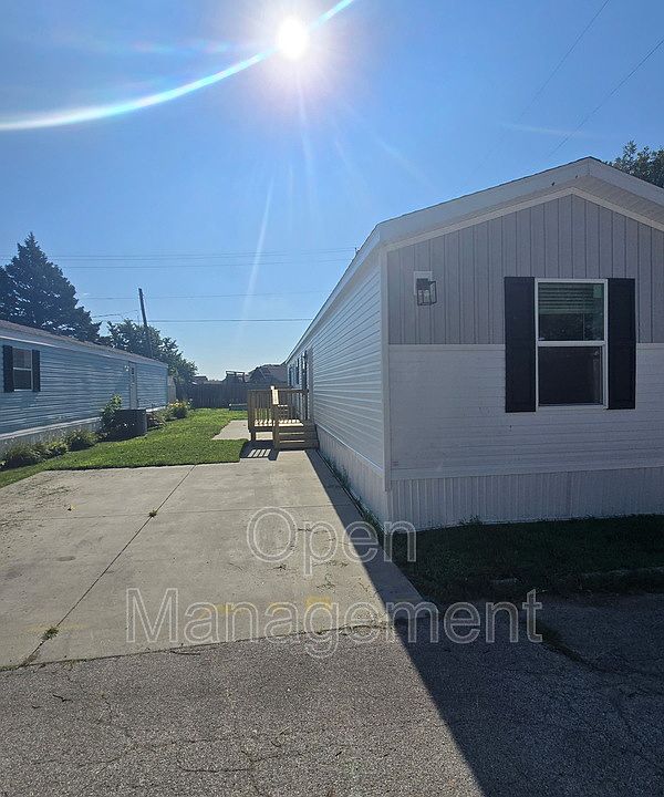 1st image of 2301 SW Oralabor Rd #61