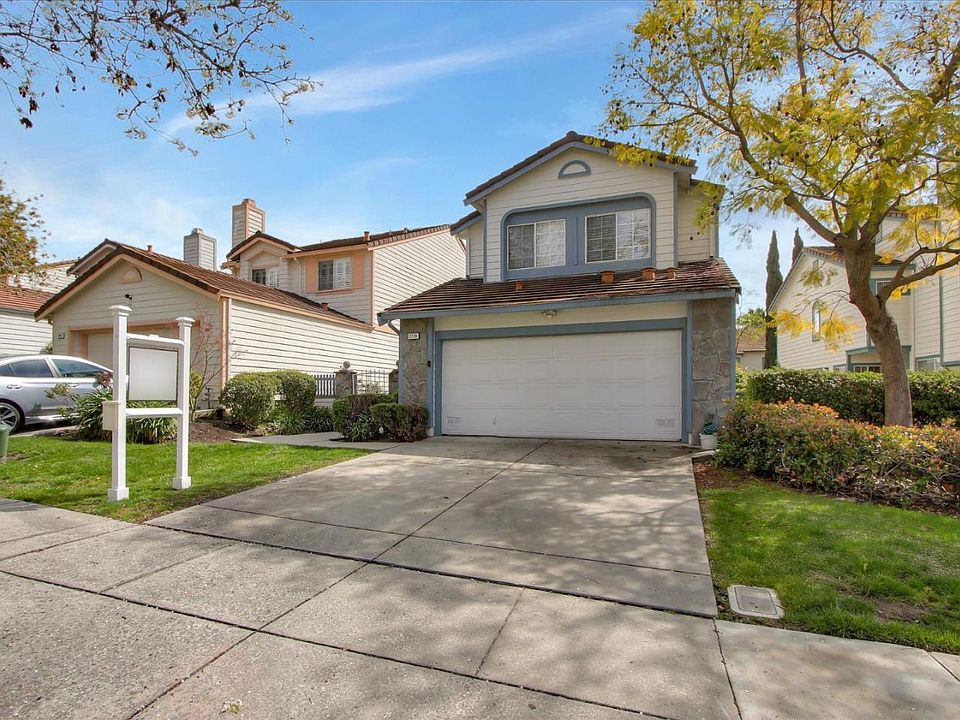 1st image of 2238 Lynwood Ter