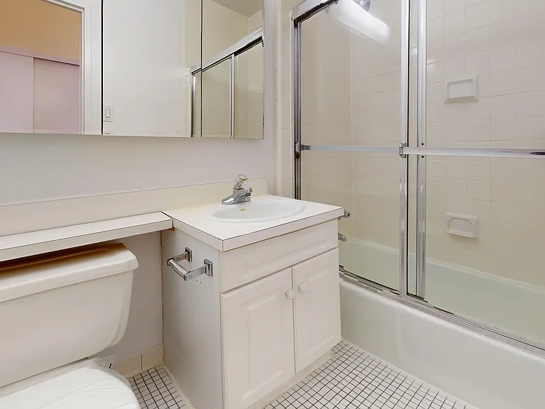1 Astor Pl #3C — Photo 6