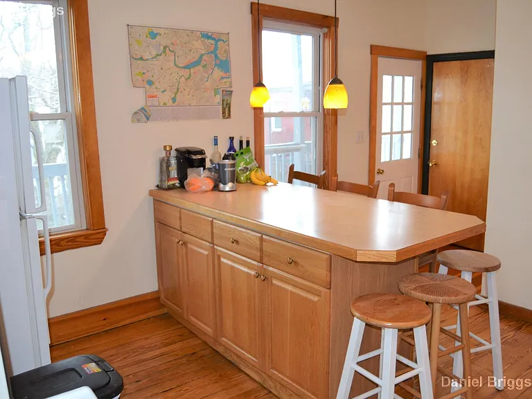 346 Faneuil St #2 — Photo 5