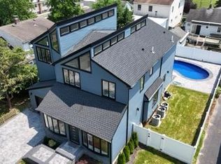 2726 Clarendon Ave, Bellmore, NY 11710