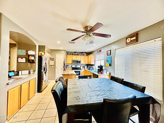 4th image of 10781 W WINDSOR Avenue