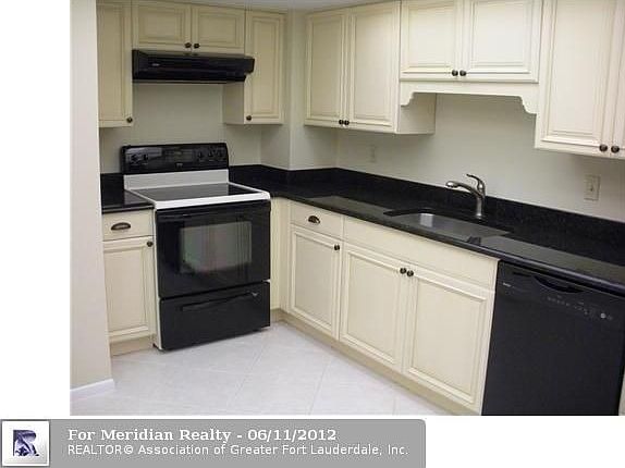 4th image of 3200 Port Royale Dr N APT 1702