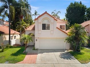 1454 Genoa Dr, Vista, CA 92081