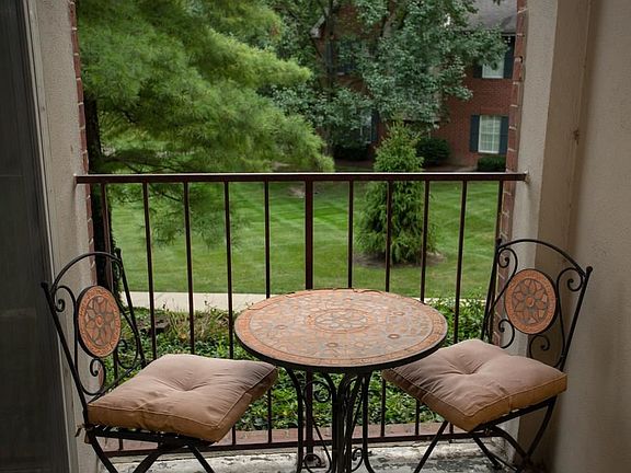 2nd image of 200 Fox Hollow Dr APT 108