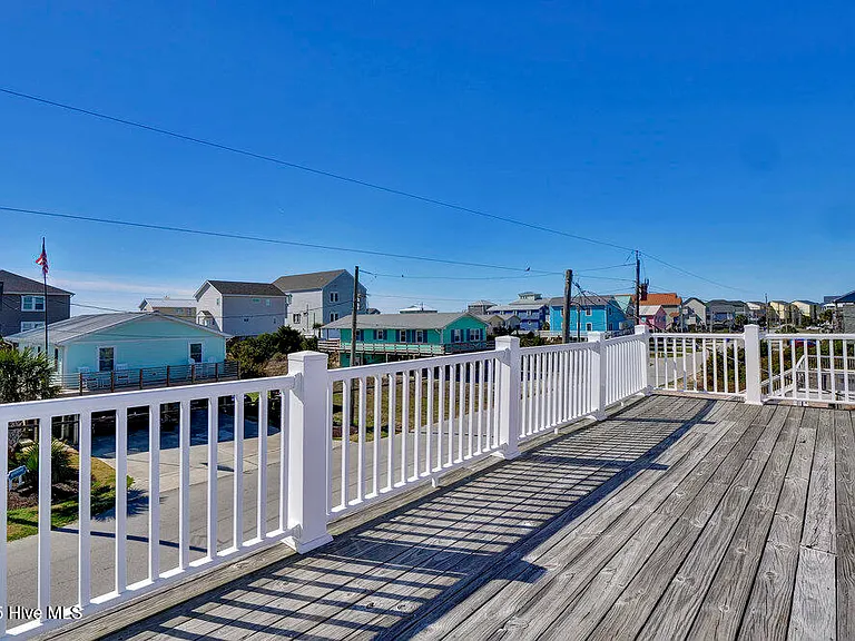 1207 N Topsail Dr — Photo 51