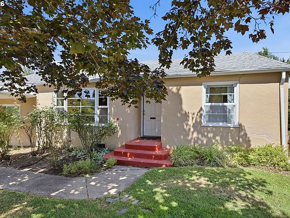 3rd image of 805 E 29th Ave