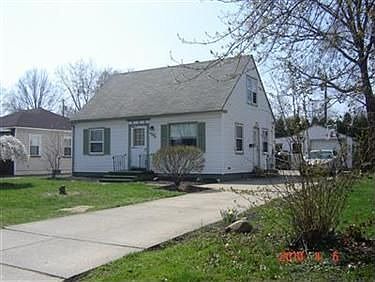 1st image of 389 Foster Dr NE