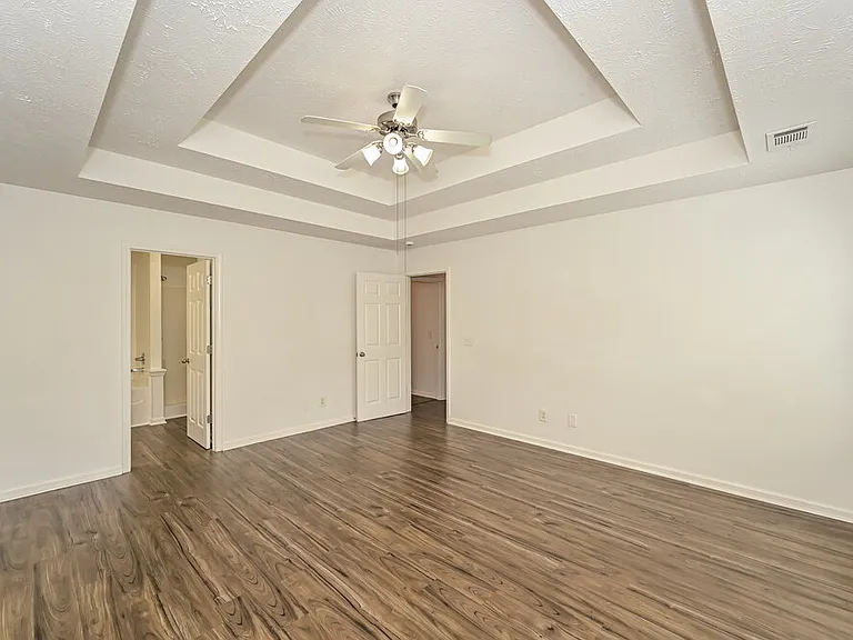 1108 Harmony Ln — Photo 10