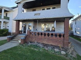 2126 Clarence Ave, Lakewood, OH 44107