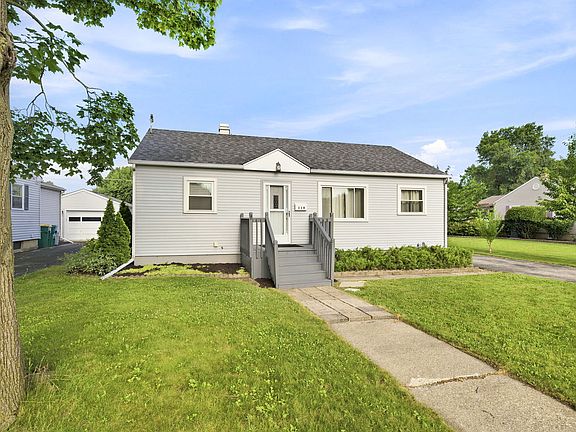2nd image of 119 Park Dr