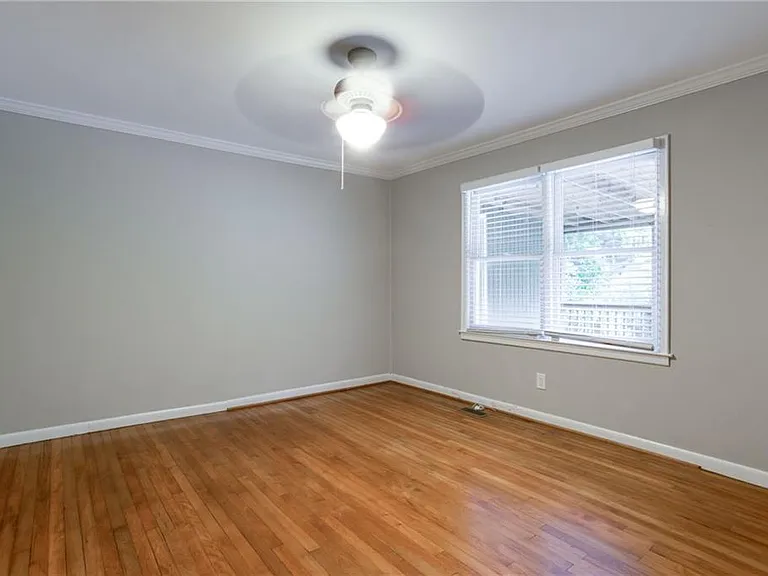 1640 Belle Isle Cir NE — Photo 18
