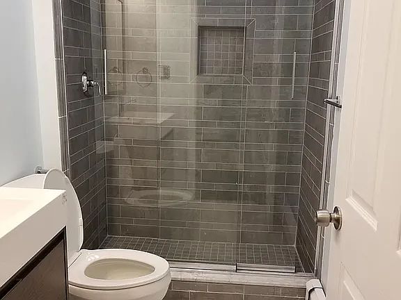 3rd image of 58 Quincy St #1B