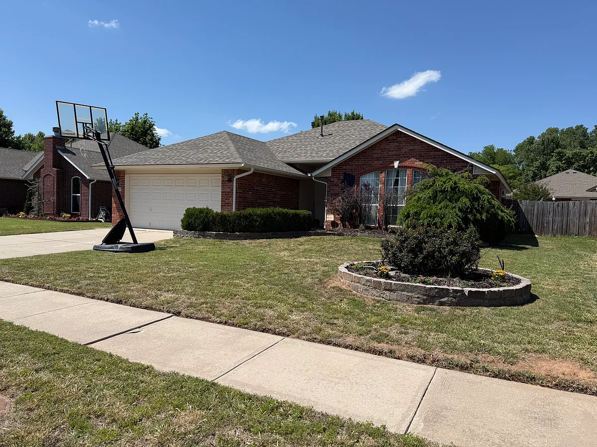 Building Photo - 4509 Newport Dr