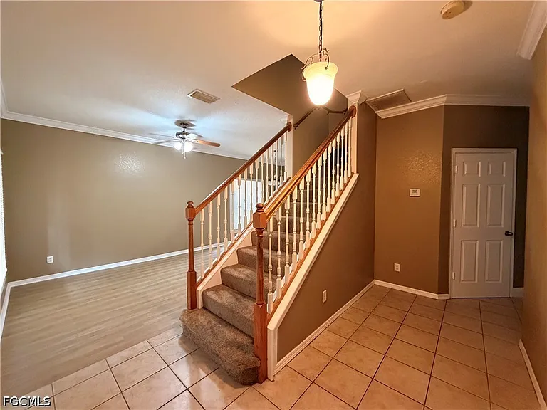 8360 Silver Birch Way — Photo 32