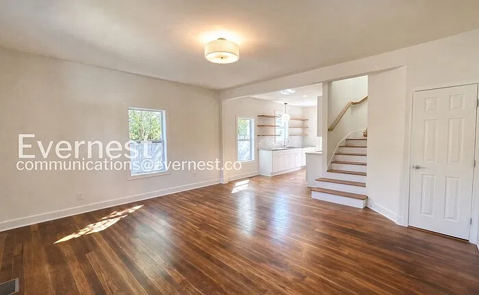 3 bed, 3.0 bath, 1491 sqft, $2,845 — Photo 4