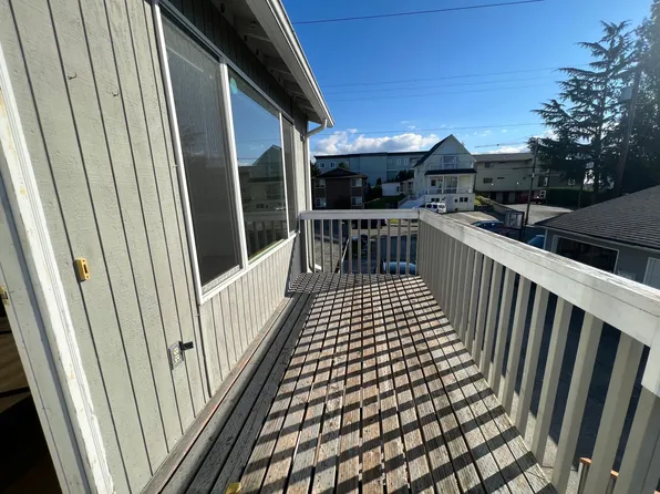 1411 G St #B, Bellingham, WA 98225