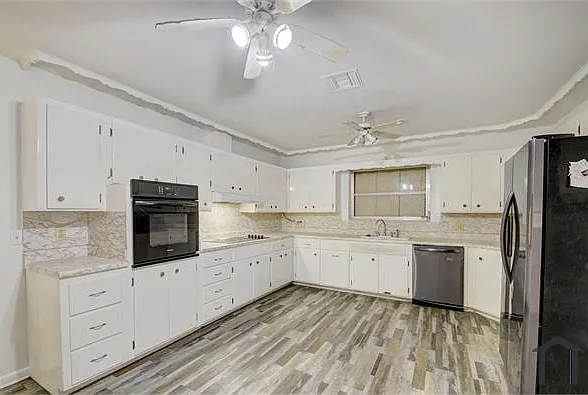 815 Worthmore Dr — Photo 6