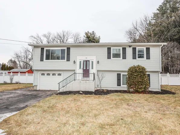 16 Bullard Drive, Hooksett, NH 03106