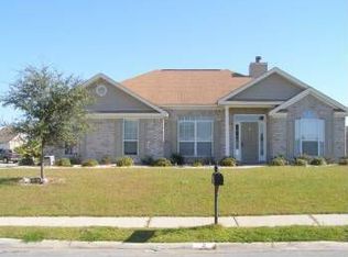 2 Chadwick Ct, Savannah, GA 31322