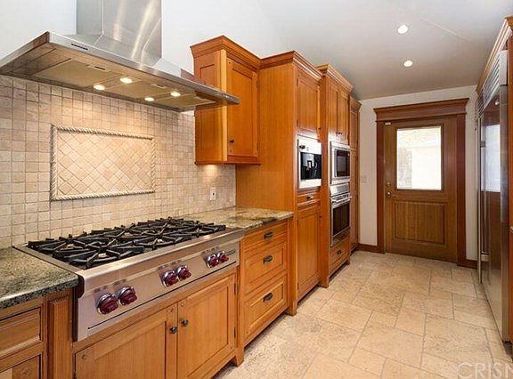 4th image of 6212 Teesdale Ave