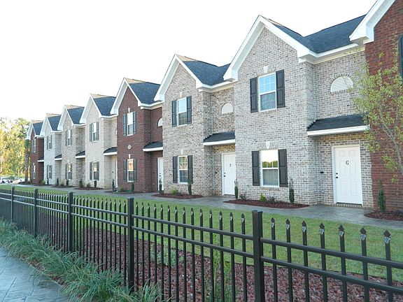 2nd image of 1185 Waxwing Dr Unit G
