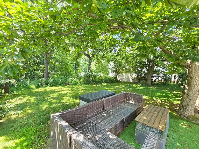 16 Allen Pl #1 — Photo 16