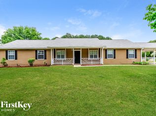 300 Briarwood Ct, Auburn, GA 30011