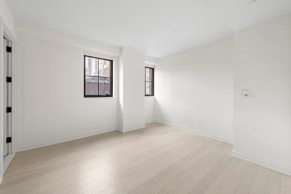 Rented by SERHANT. | media 31