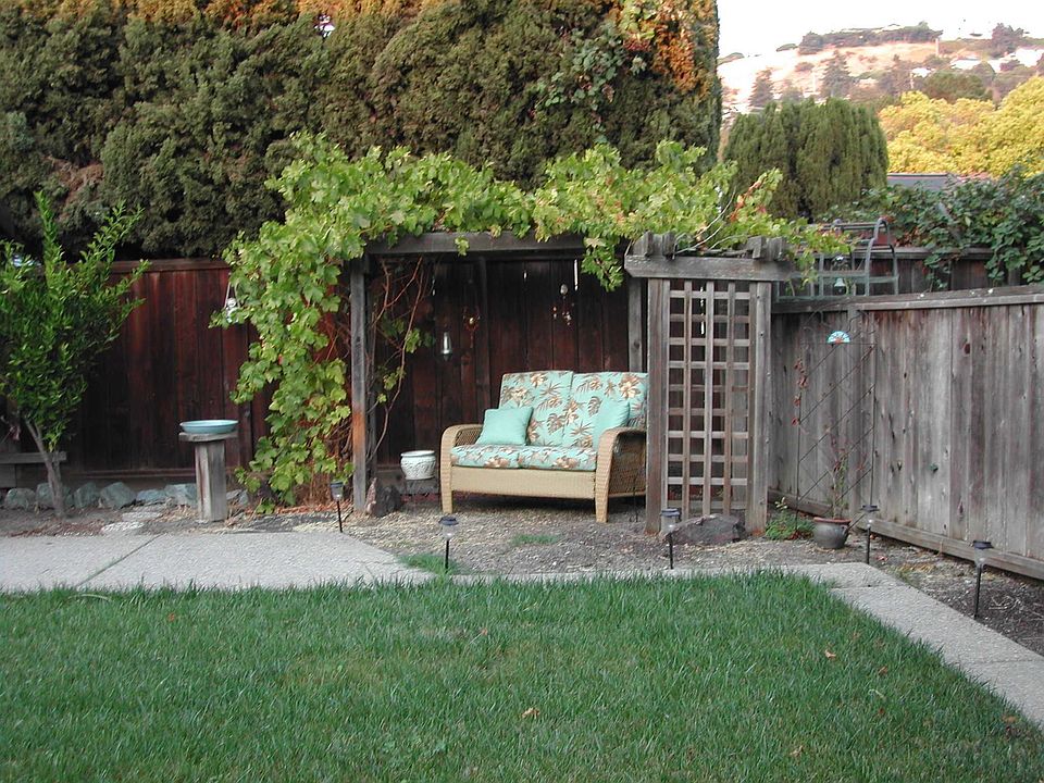 1st image of 15960 Windsor Dr