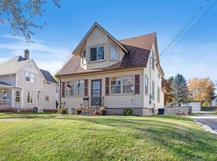 317 S Main St, Hartford, WI 53027