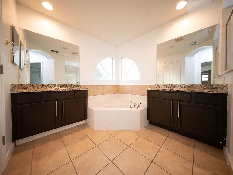 5456 Los Palma Vista Dr — Photo 34