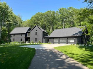 3819 Sand Castle Ln, Holland, MI 49423