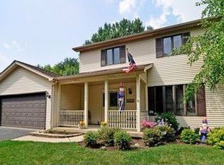 11610 Davey Dr, Huntley, IL 60142