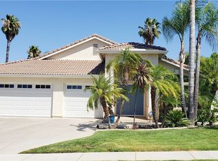 3569 Summertree Ln, Corona, CA 92881