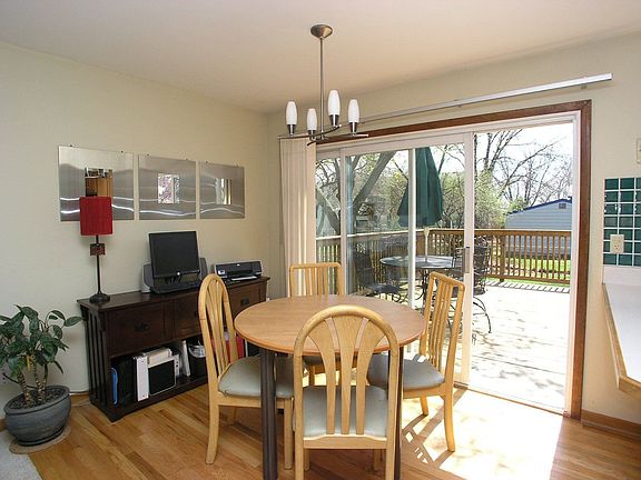 2nd image of 44651 Albert Dr