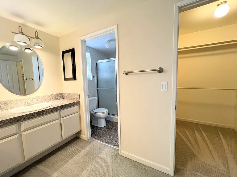 893 Lindawood St — Photo 24
